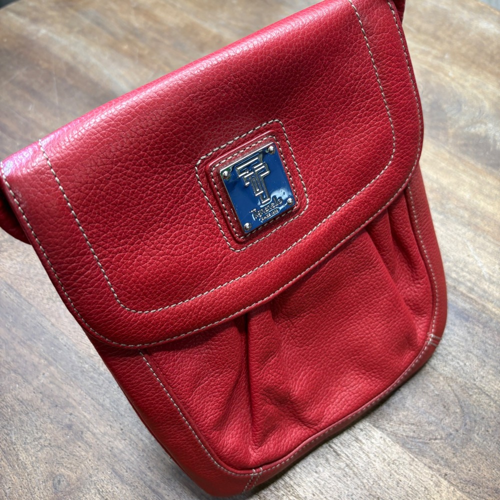Tignanello Red Leather‎ Crossbody Bag Purse Y2K - Picture 3 of 13